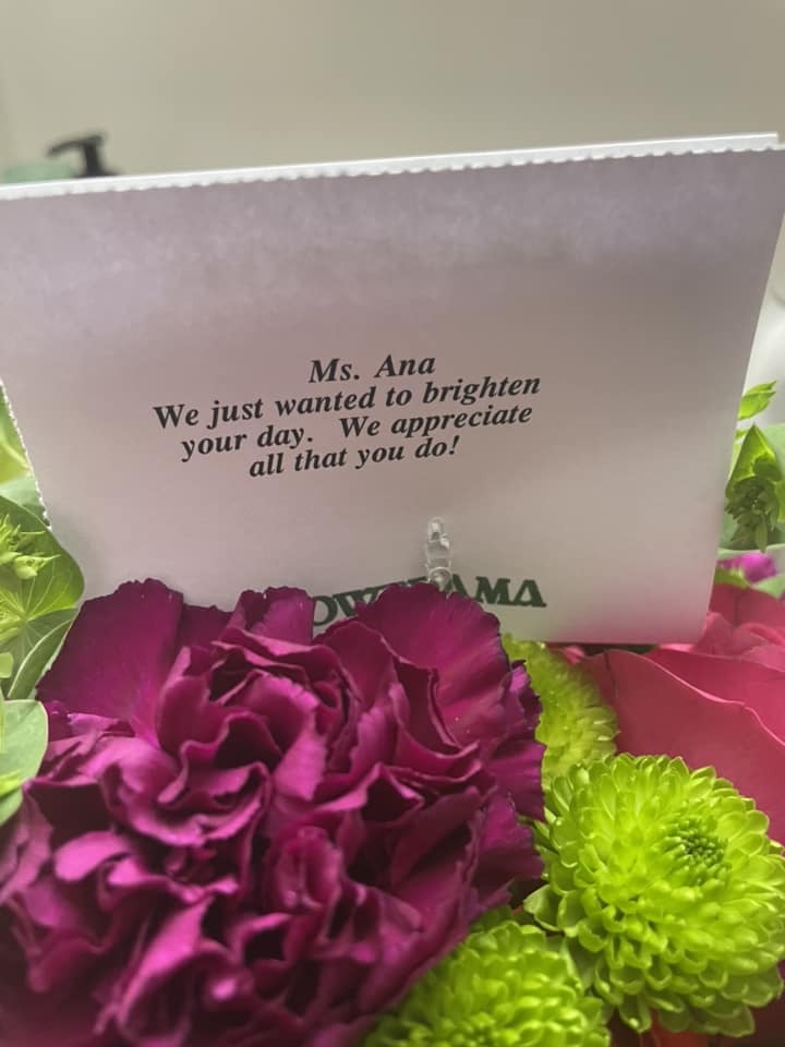 Being the Boss is a difficult thing sometimes , so after a week of stress, responsibilities and craziness . It means so much to have my team , to look out for me . I do not take it for granted and try to set the best example and never forget that success is because of your people . ❤️❤️❤️❤️